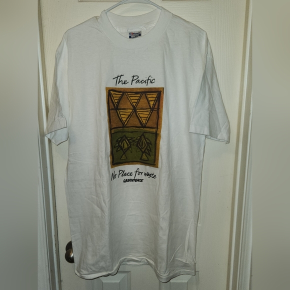 Vintage 1999 Greenpeace Tshirt - Picture 2 of 7